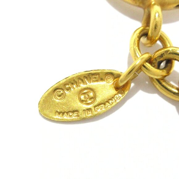 Auth CHANEL - Gold Hardware Necklace - Picture 3 of 6